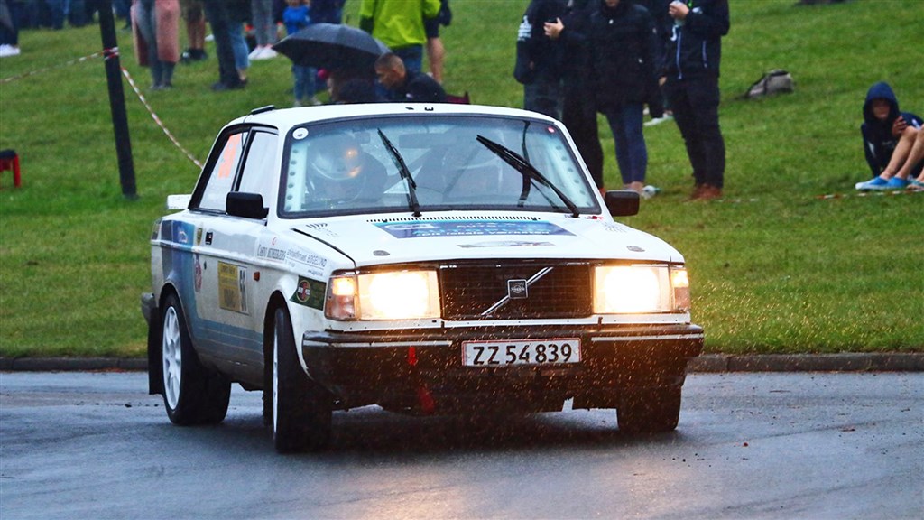 Kurt Mejer og Steen Bøgelund havde et godt Cimbern Rallye i Tyskland, og kom hjem med maksimum point til det historiske mesterskab.
(Foto: Joachim Krakow - jokrarallye)